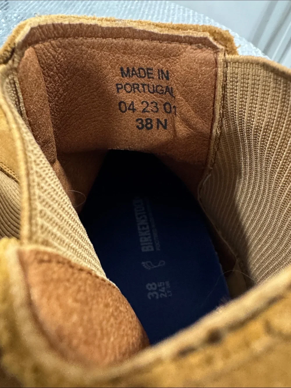 Birkenstock suede chukka